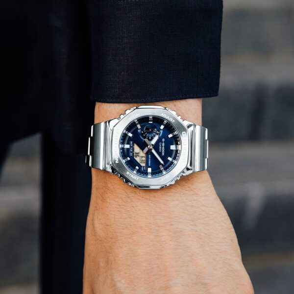 Orologio G-Shock GM-2110D-2B - immagine 3