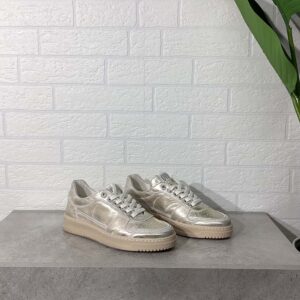 Sneakers Gold